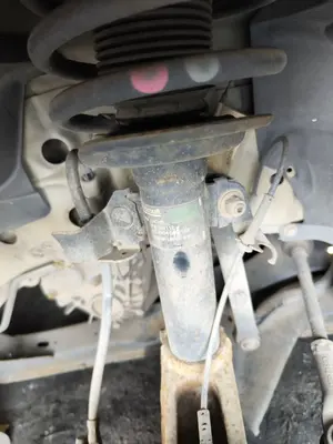 Foto de AMORTIGUADOR DELANTERO IZQUIERDO FORD MONDEO BERLINA (GE) 2.0 TDCi CAT (131 CV / 96 KW) referencia 1305642