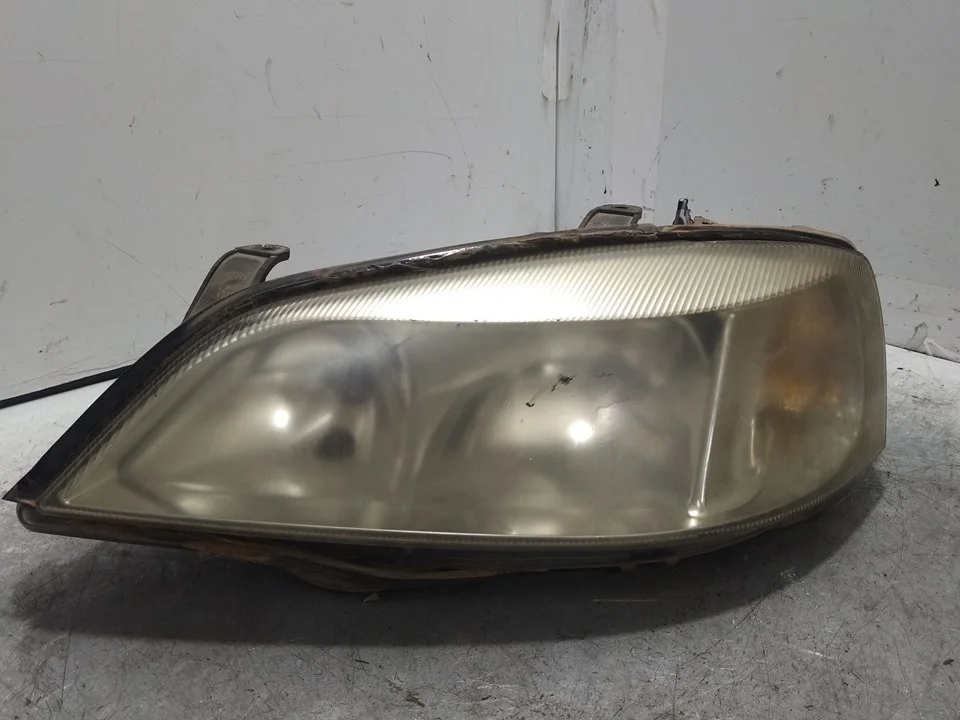 Foto de FARO IZQUIERDO OPEL ASTRA G BERLINA 2.0 DTI (101 CV / 74 KW) referencia 009117303