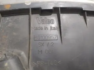 Foto de FARO IZQUIERDO FIAT II PUNTO (188) BERLINA 1.2 CAT (60 CV / 44 KW) referencia 89100957 foto 4