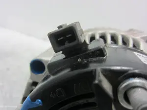 Foto de ALTERNADOR SEAT LEON (5F1) referencia 0123320038 foto 2