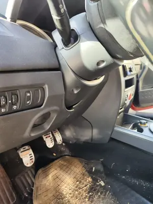Foto de COLUMNA DIRECCION RENAULT MEGANE II BERLINA 5P 1.4 16V (98 CV / 72 KW) referencia 8200738088