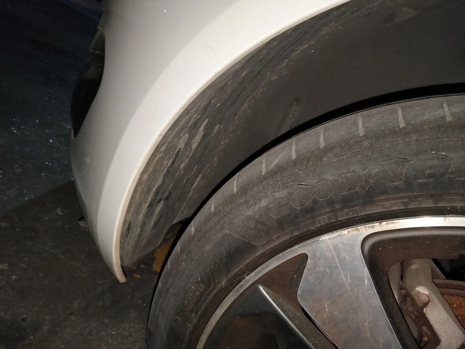 Foto de PASO RUEDA DELANTERO IZQUIERDO PEUGEOT 308