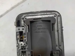 Foto de LUZ INTERIOR ALFA ROMEO 156 (116) 1.6 16V CAT (120 CV / 88 KW) referencia 1520400000 foto 2