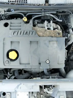 Foto de MOTOR COMPLETO FIAT STILO (192) 1.9 JTD CAT (116 CV / 85 KW)