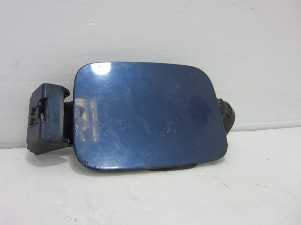 Foto de TAPA EXTERIOR COMBUSTIBLE KIA CARENS (RS) 2.0 Turbodiesel CAT (113 CV / 83 KW) referencia 0K2FA42410