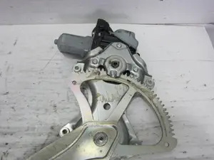 Foto de ELEVALUNAS TRASERO DERECHO LEXUS RX (GGL1/GYL1) 3.5 V6 24V CAT (249 CV / 183 KW) foto 2