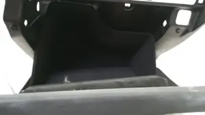 Foto de NO IDENTIFICADO PEUGEOT 3008 1.5 Blue-HDI FAP (131 CV / 96 KW) referencia 1032300218483 foto 4