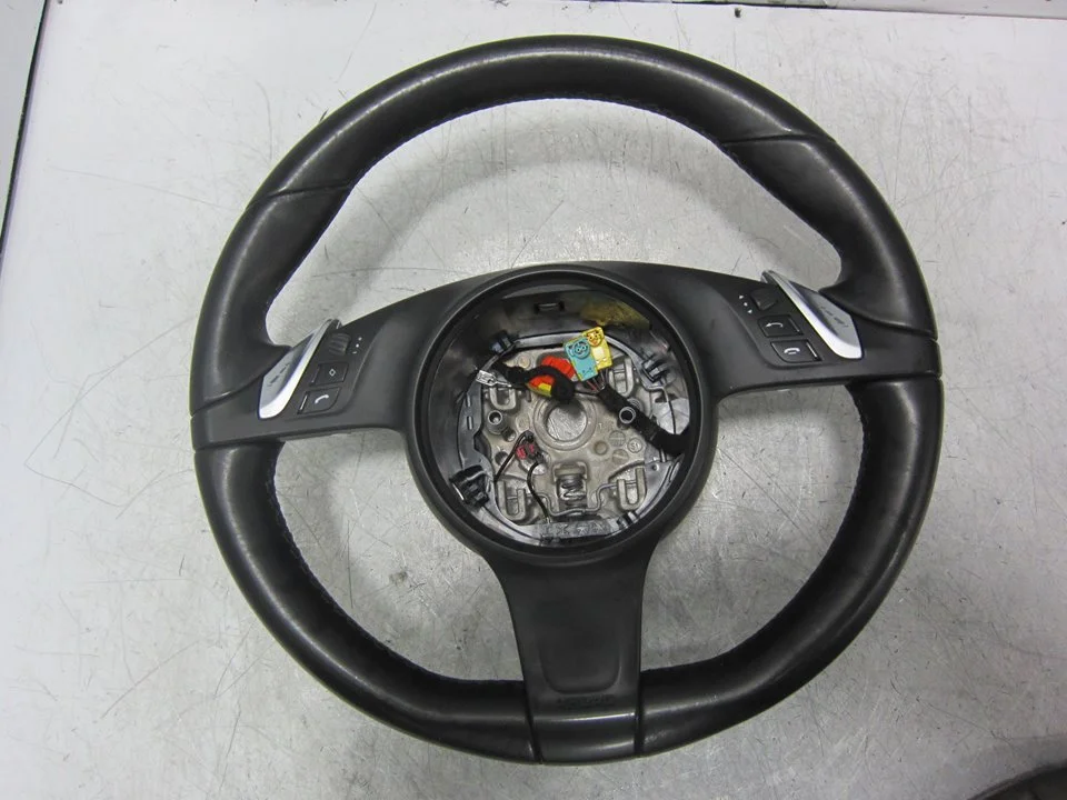 Foto de VOLANTE PORSCHE CAYENNE (TIPO 92A)