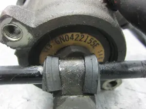 Foto de BOMBA DIRECCION SEAT AROSA (6H1) 1.0 (50 CV / 37 KW) referencia 6N0422155E foto 2