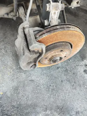 Foto de PINZA DE FRENO DELANTERA IZQUIERDA RENAULT KANGOO I (F/KC0) 1.9 dCi Diesel CAT (84 CV / 62 KW) referencia 7701207150