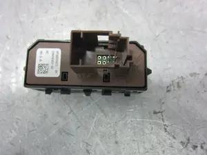 Foto de INTERRUPTOR OPEL CROSSLAND X 1.2 (110 CV / 81 KW) referencia YP00031677 foto 4