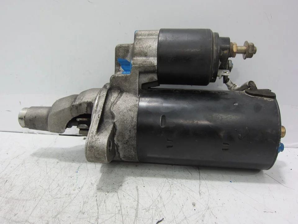 Foto de MOTOR ARRANQUE AUDI ALLROAD QUATTRO QUATTRO (4B5) 2.5 V6 24V TDI (180 CV / 132 KW) referencia 059911023H
