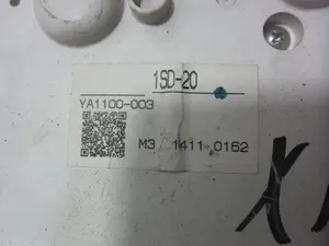 Foto de CUADRO CUENTA KILOMETROS YAMAHA X-MAX 400 referencia YA1100-003 foto 3