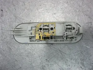 Foto de NO IDENTIFICADO DACIA DOKKER 1.5 dCi Diesel FAP CAT (90 CV / 66 KW) referencia 8200074362 foto 3