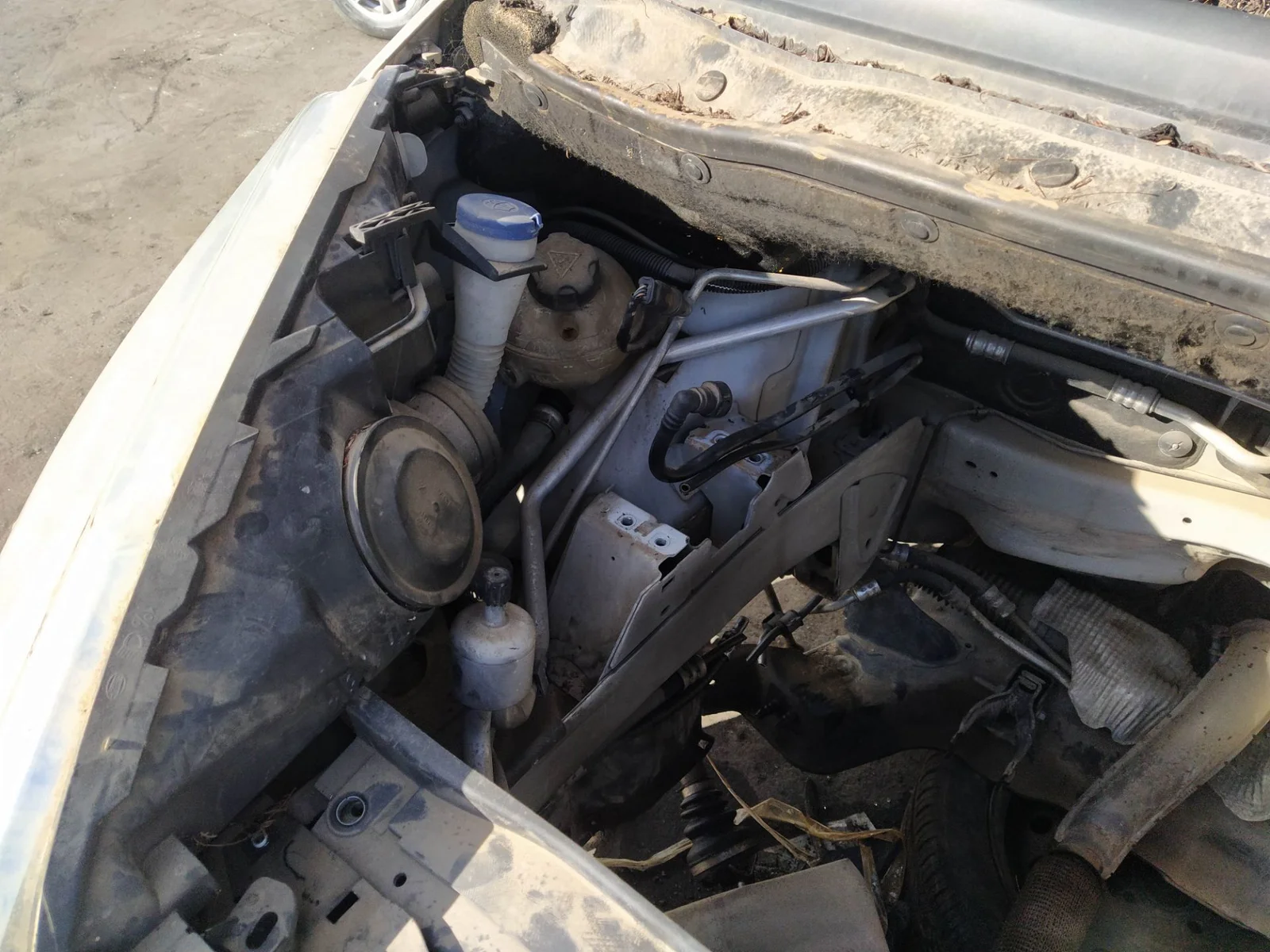 Foto de DEPOSITO LIMPIA CITROEN GRAND C4 PICASSO 1.6 16V (120 CV / 88 KW) referencia 6431N7