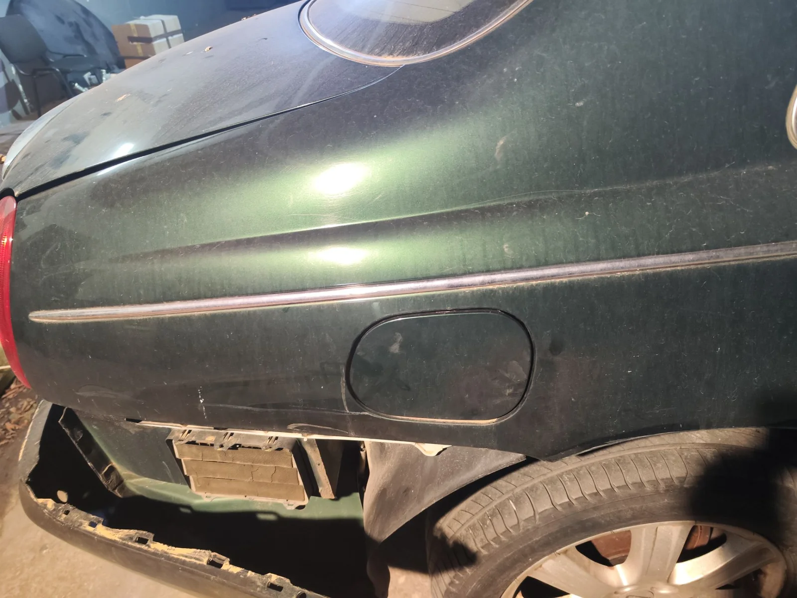 Foto de TAPA EXTERIOR COMBUSTIBLE MG ROVER ROVER 75 (RJ) 2.0 16V CDT (116 CV / 85 KW) referencia BPA500040