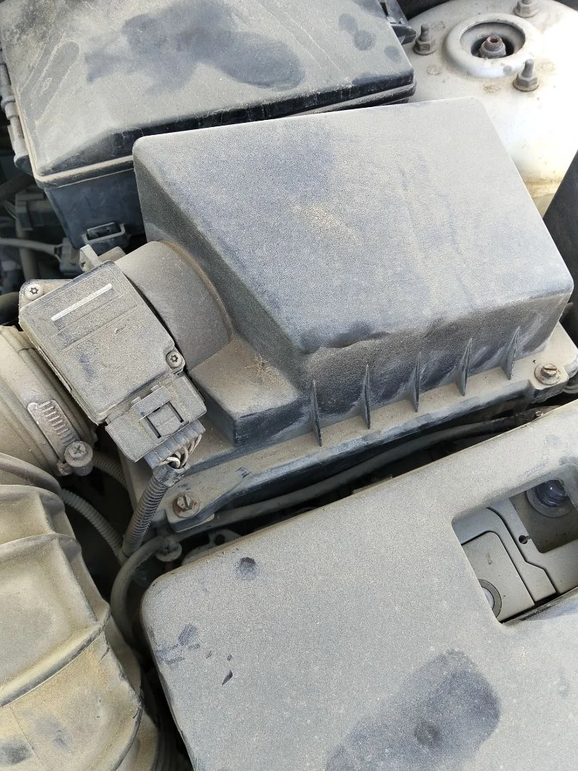 Foto de CAJA FILTRO AIRE FORD FOCUS BERLINA (CAK) 1.6 16V CAT (101 CV / 74 KW) referencia 1071663