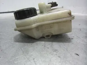 Foto de DEPOSITO LIQUIDO DE FRENOS CITROEN XSARA PICASSO 1.6 16V HDi (90 CV / 66 KW) referencia 0204024818 foto 2