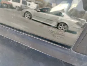 Foto de LUNA TRASERA IZQUIERDA SAAB 9-3 BERLINA 1.9 TiD CAT (150 CV / 110 KW) referencia 43R001105 foto 2