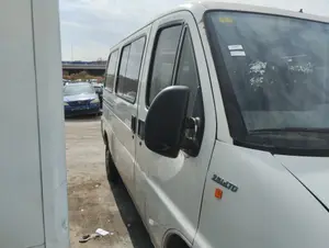 Foto de PUERTA DELANTERA DERECHA FIAT DUCATO II COMBI 2.8 TDI CAT (122 CV / 90 KW)