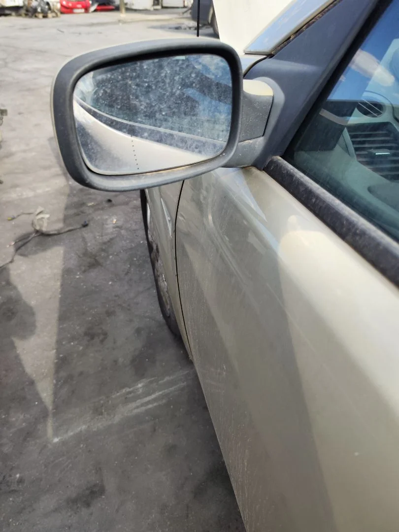 Foto de RETROVISOR IZQUIERDO RENAULT MEGANE II COUPE/CABRIO 1.5 dCi Diesel (106 CV / 78 KW) referencia 7701068380