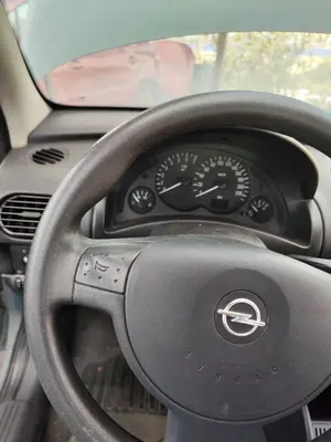 Foto de VOLANTE OPEL CORSA C 1.4 16V (90 CV / 66 KW) referencia 9199240 foto 7