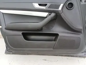 Foto de GUARNECIDO PUERTA DELANTERA IZQUIERDA AUDI A6 BERLINA (4F2) 4.2 V8 40V (335 CV / 246 KW) foto 2