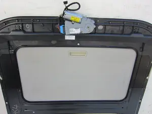 Foto de TECHO ELECTRICO AUDI A6 BERLINA (4F2) 4.2 V8 40V (335 CV / 246 KW) referencia 4F5877041B foto 11