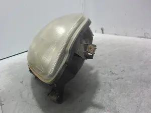 Foto de FARO DERECHO RENAULT CLIO II FASE I (B/CB0) 1.2 (58 CV / 43 KW) referencia 084240 foto 2