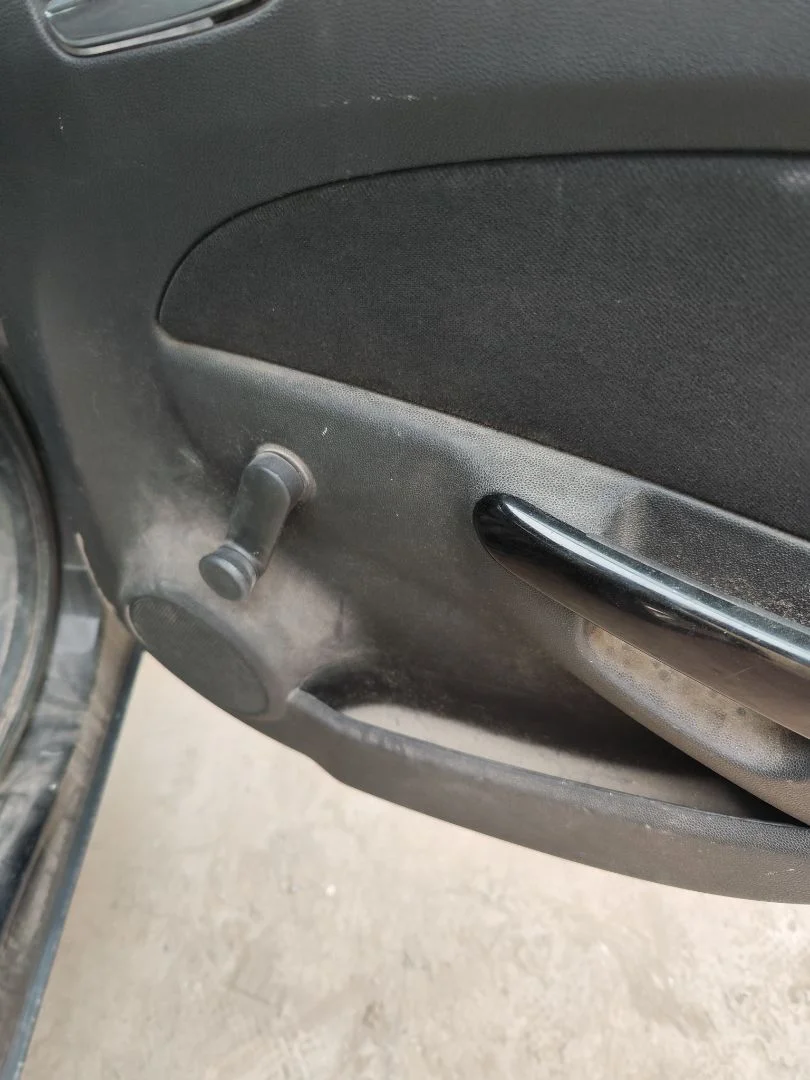 Foto de ELEVALUNAS TRASERO DERECHO OPEL CORSA D 1.3 16V CDTI (75 CV / 55 KW)