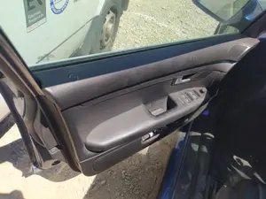 Foto de MANETA INTERIOR DELANTERA IZQUIERDA AUDI A4 AVANT (8E) 1.9 TDI (131 CV / 96 KW) referencia 8E1837019G FKZ