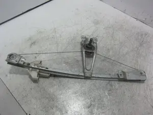 Foto de ELEVALUNAS TRASERO DERECHO VOLKSWAGEN POLO III CLASSIC (6V2) referencia 6N4839402 foto 1