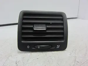 Foto de REJILLA AIREADORA VOLKSWAGEN GOLF V (1K1)(10.2003) 2.0 TDI (140 CV / 103 KW) referencia 1K0819710