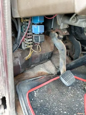 Foto de RESISTENCIA CALEFACCION NISSAN VANETTE (C220) 2.0 Diesel (67 CV / 49 KW)
