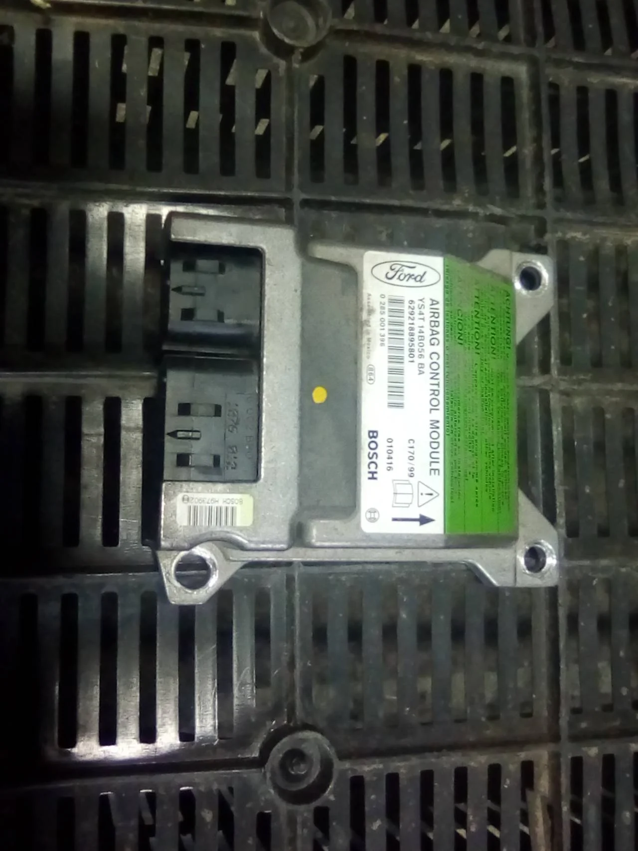 Foto de CENTRALITA AIRBAG FORD FOCUS FAMILIAR (CAK) 1.8 TDDI Turbodiesel CAT (90 CV / 66 KW) referencia YS4T14B056BA