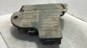 Foto de CAJA FILTRO AIRE LANCIA MUSA (184) 1.3 JTD CAT (69 CV / 51 KW) referencia 51781496 foto 1
