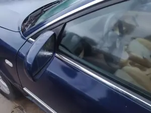 Foto de RETROVISOR IZQUIERDO VOLKSWAGEN PASSAT BERLINA (3B3) 1.9 TDI (131 CV / 96 KW)