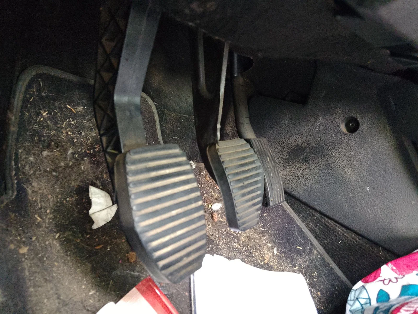 Foto de PEDAL EMBRAGUE PEUGEOT 407 2.0 16V HDi FAP CAT (RHR / DW10BTED4) (136 CV / 100 KW)
