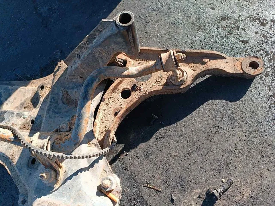 Foto de BRAZO SUSPENSION INFERIOR DELANTERO IZQUIERDO VOLKSWAGEN GOLF VII VARIANT (BA5)