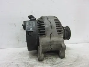 Foto de ALTERNADOR VOLKSWAGEN POLO V (6R1) referencia 028903026A foto 3