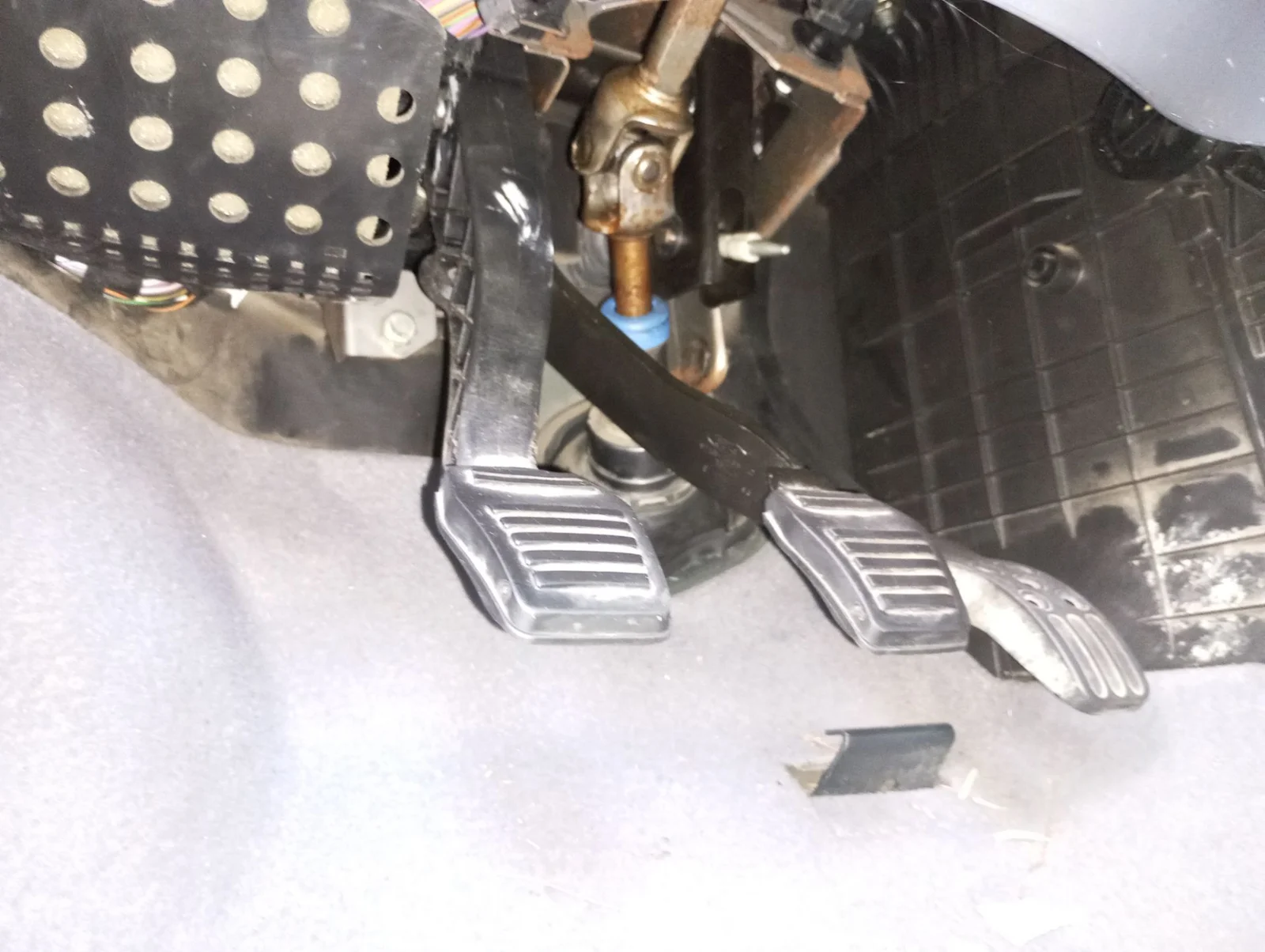 Foto de COLUMNA DIRECCION FORD KA (CCQ) 1.3 CAT (50 CV / 37 KW) referencia 1114848