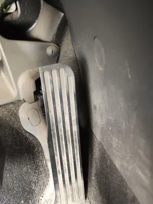 Foto de POTENCIOMETRO PEDAL VOLKSWAGEN GOLF V (1K1)(10.2003) 1.4 16V TSI (170 CV / 125 KW)