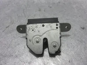 Foto de CERRADURA MALETERO / PORTON OPEL CORSA D 1.4 16V (90 CV / 66 KW) referencia 55701971 foto 2