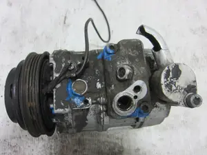 Foto de COMPRESOR AIRE ACONDICIONADO AUDI A6 AVANT (4B5) referencia 4B0260805C foto 4