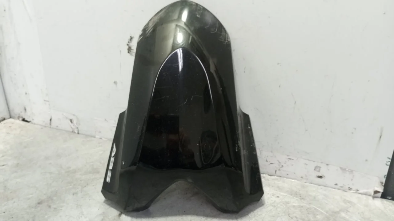 Foto de GUARDABARROS DELANTERO HONDA FORZA NSS 125 125 cm3 - 11 kW (15 CV / 11 KW) referencia 81111-K0B-T000