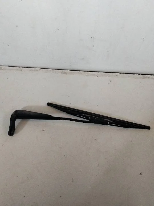 Foto de BRAZO LIMPIA TRASERO VOLKSWAGEN GOLF III (1H1)(11.1991) 1.9 TDI (110 CV / 81 KW) referencia 1H6955706