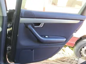 Foto de GUARNECIDO PUERTA TRASERA DERECHA AUDI A4 AVANT (8E) 1.9 TDI (131 CV / 96 KW) referencia 8E0867304  FKZ foto 2