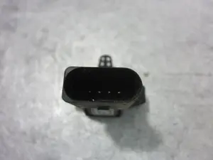 Foto de SENSOR PRESION PORSCHE CAYENNE (TIPO 92A) referencia 038906051C foto 2