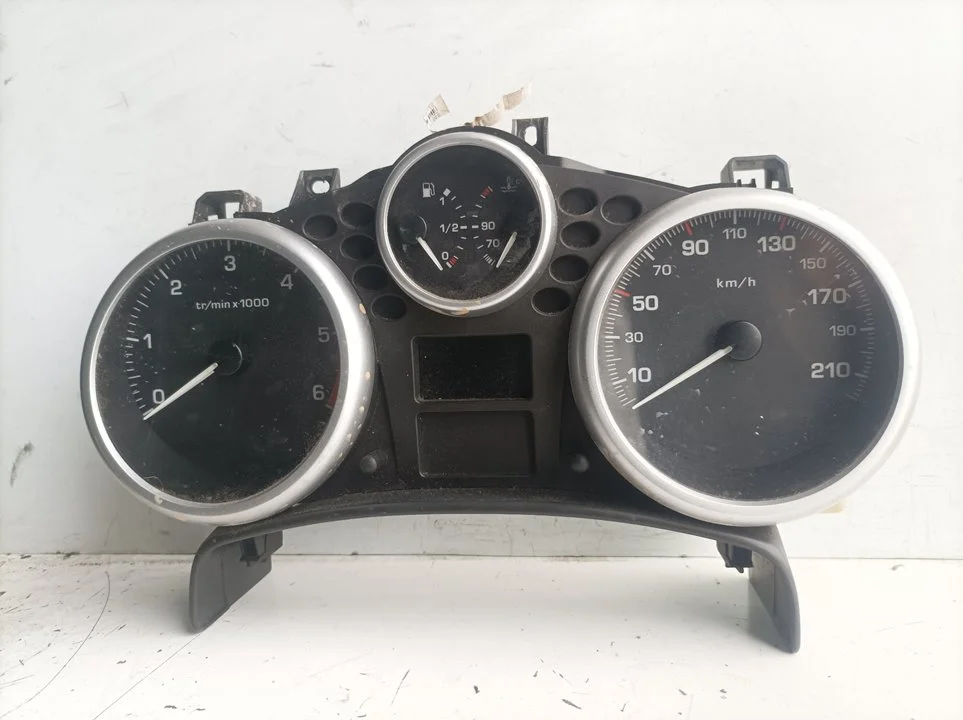 Foto de CUADRO INSTRUMENTOS PEUGEOT 207 referencia A2C53065547
