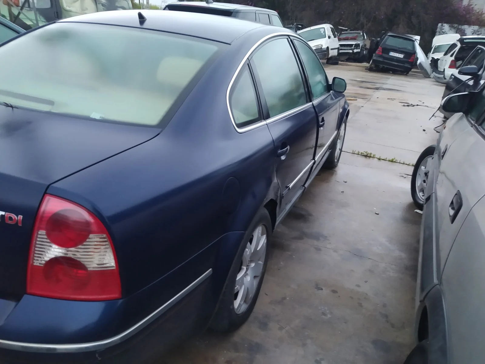 Foto de MANETA EXTERIOR TRASERA DERECHA VOLKSWAGEN PASSAT BERLINA (3B2) 1.9 TDI (110 CV / 81 KW) referencia 3B0837207G FKZ